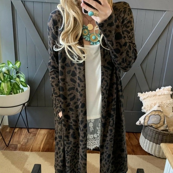 Restocked! Leopard Animal Print Cardigan Sweater - Picture 2 of 8